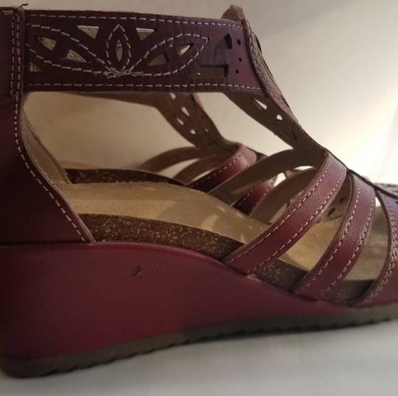 Earth origin, red kingsley like new - Picture 3 of 9